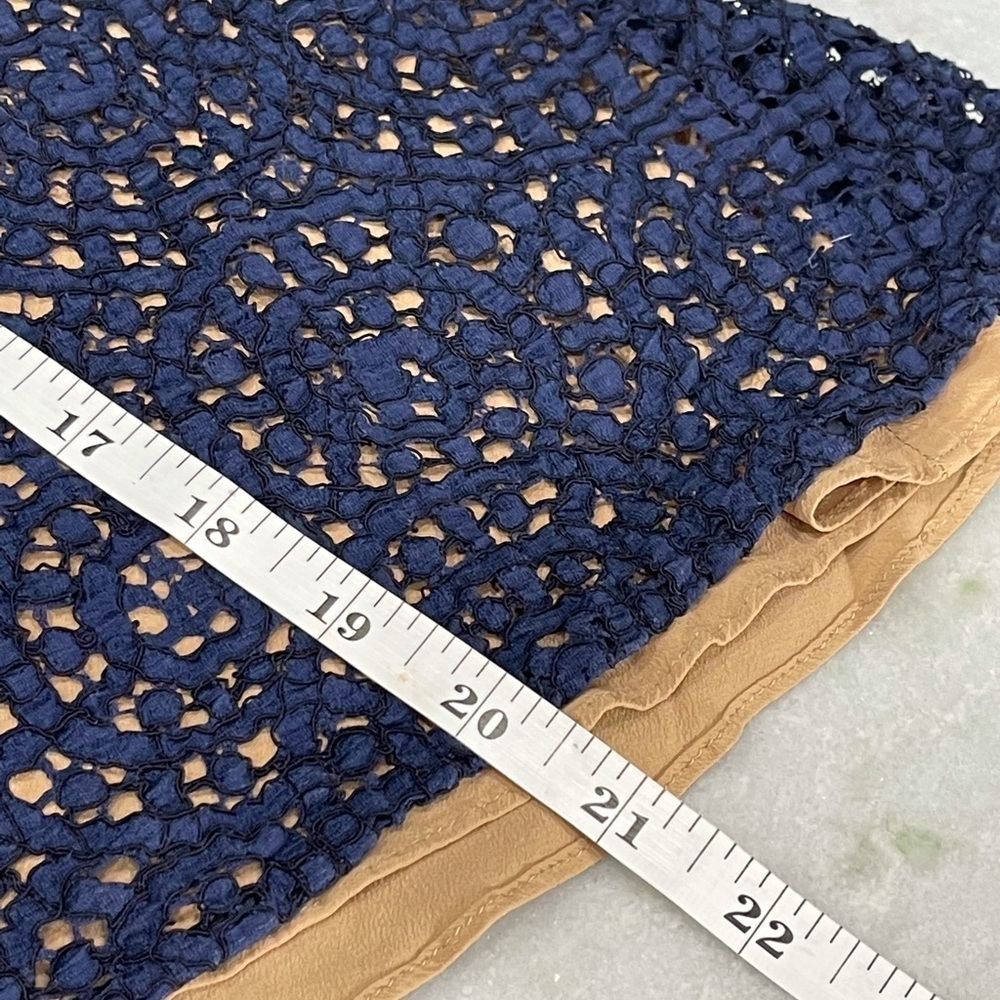 Carven Eylet Skirt Beautiful Two tone - Picture 4 of 10